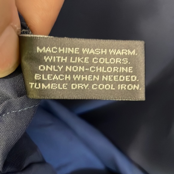 Geoffrey Beene long sleeve large button down gray dress shirt 100% polyester - Picture 5 of 7